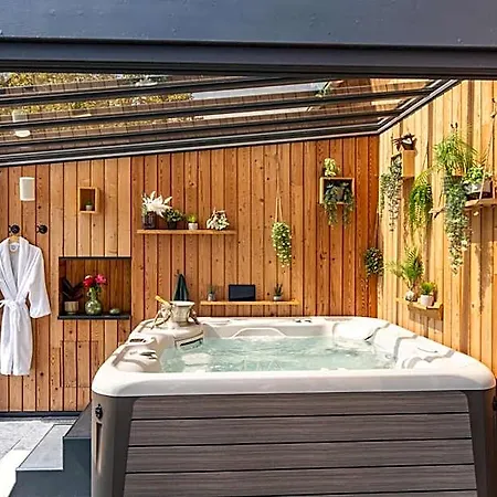 Отель для свиданий Domaine De La Baie De Somme, Vanadis *