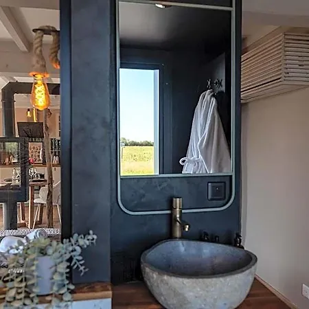 Domaine De La Baie De Somme, Vanadis Отель для свиданий