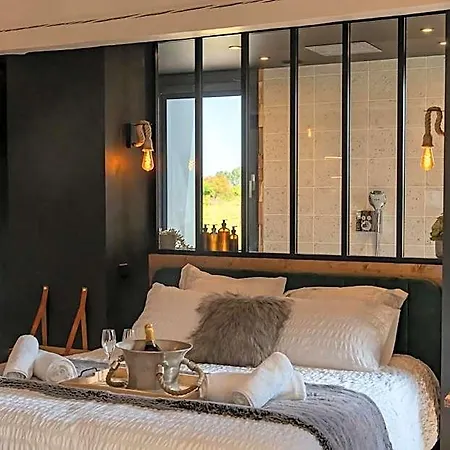 Domaine De La Baie De Somme, Vanadis Отель для свиданий